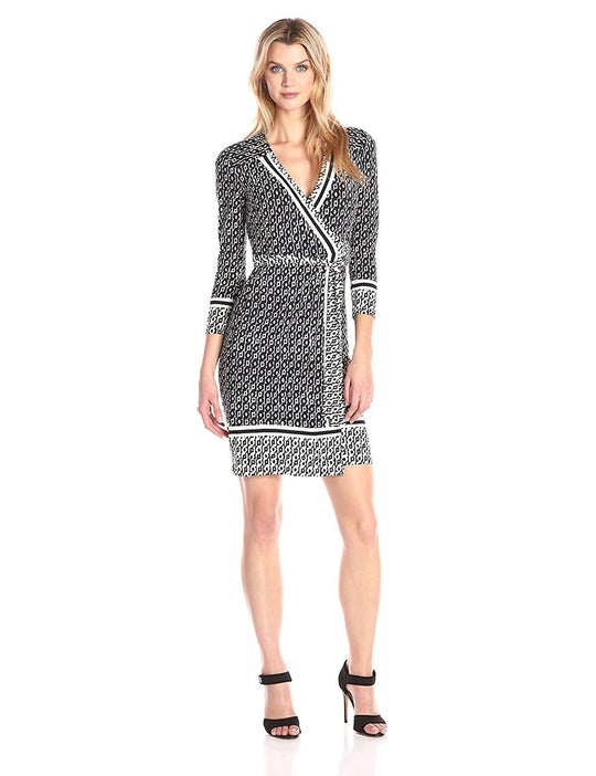 Donna Morgan - D3857M Surplice Neck Print Cocktail Dress in Black and White