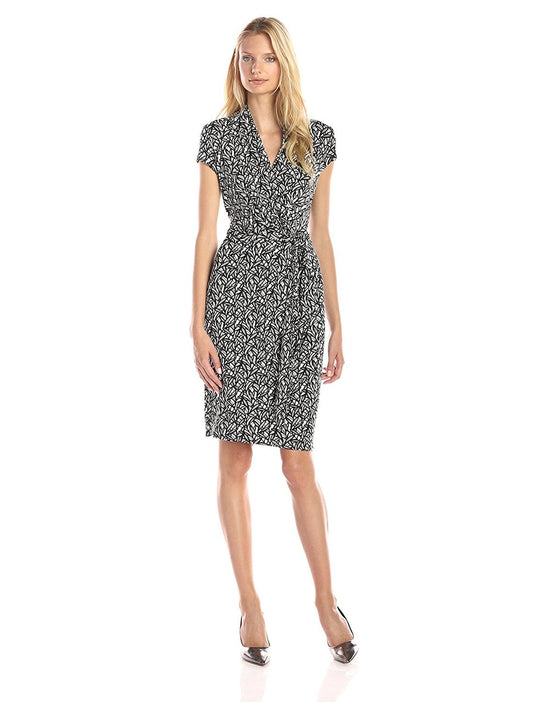Adrianna Papell - 12243690 Printed V-neck Jersey Sheath Dress in Black