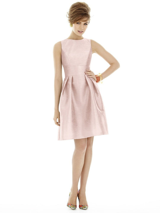 D679 Bridesmaid Dress in Pearl Pink