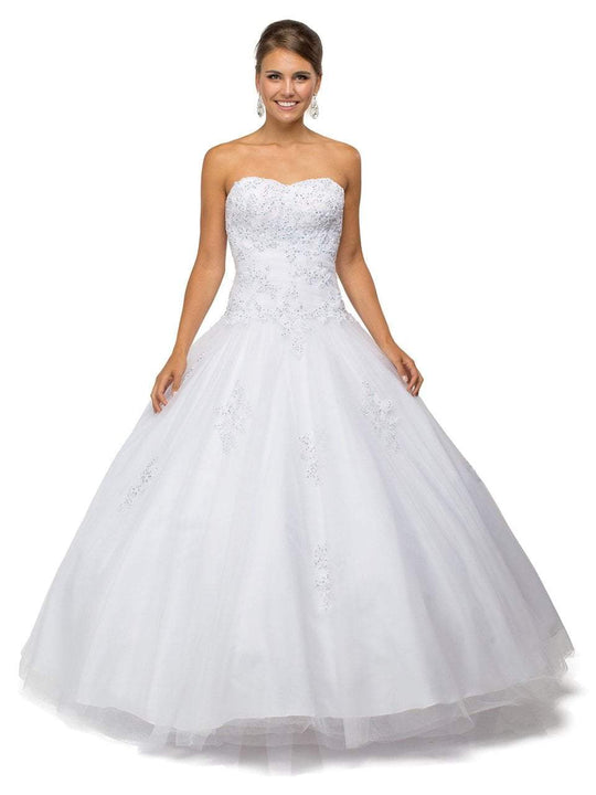 Charming Sweetheart Ballgown In White