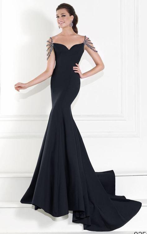 Tarik Ediz - 92593 Sweetheart Neckline Evening Gown in Black