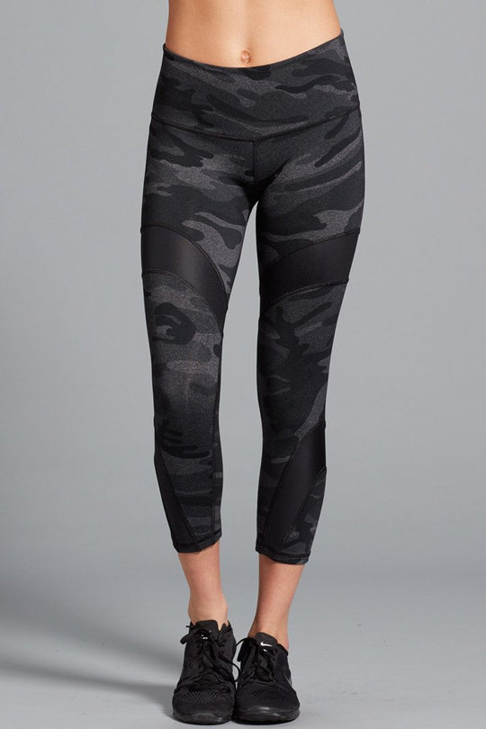 Daisy Camo Capri- Charcoal