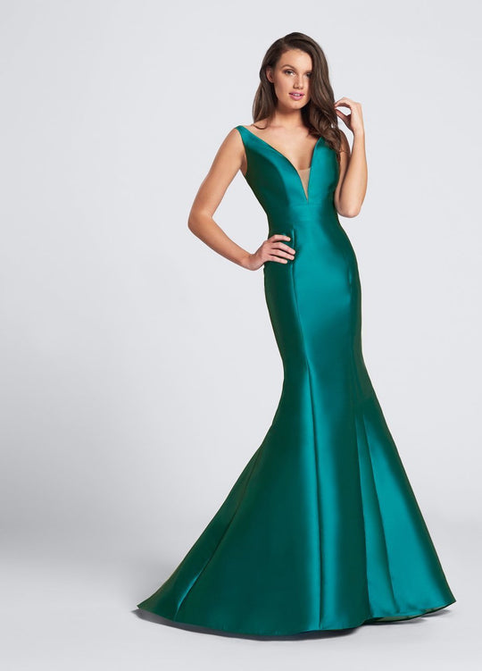 Ellie Wilde - EW21746 Sleeveless V-Neck Mermaid Dress in Green