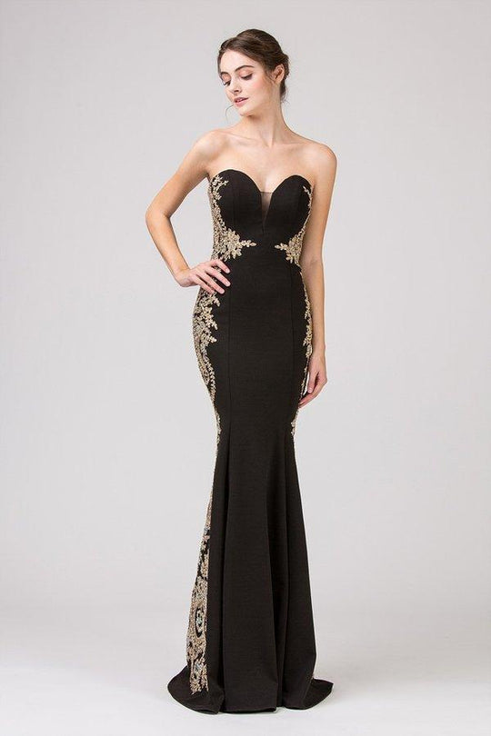 Eureka Fashion - 8090 Embroidered Deep Sweetheart Mermaid Dress In Black