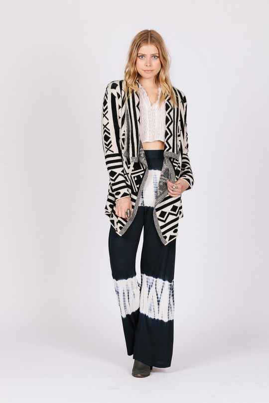 TRIBAL HUNTER SWEATER