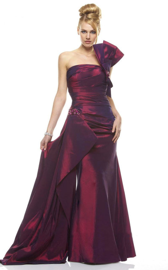 Janique - K-9000 Jeweled Ribbon Sash Gown In Red