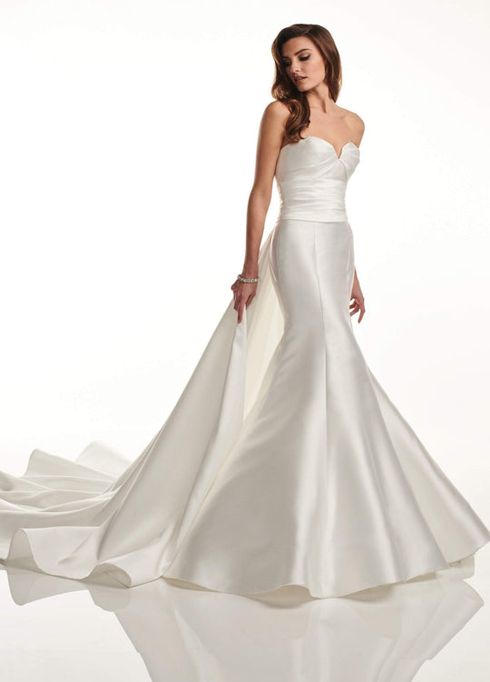 Lo'Adoro by Rachel Allan - M721 Sweetheart Mermaid Gown With Train In White