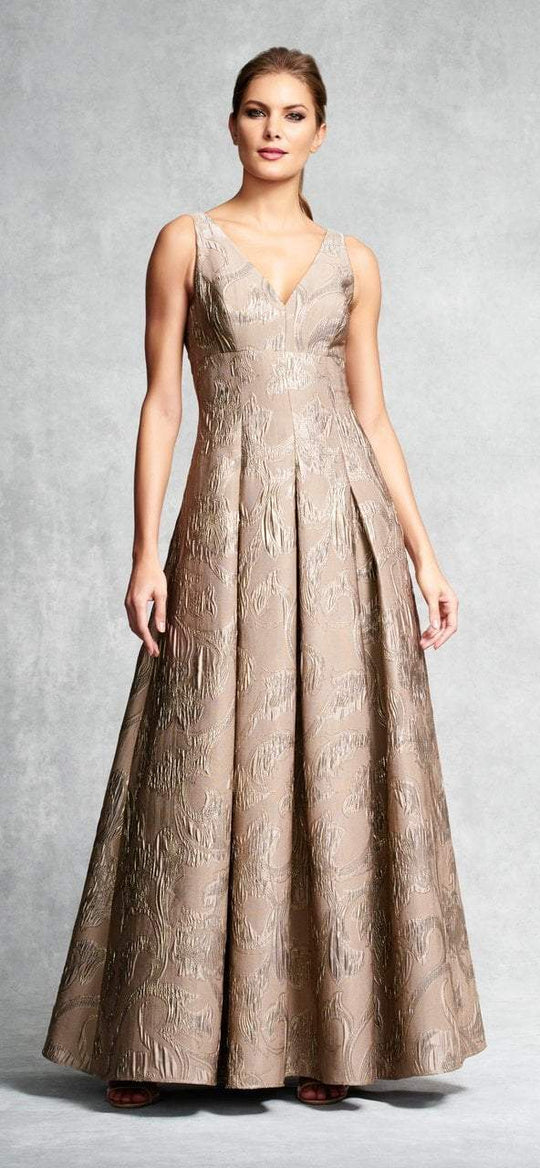 Aidan Mattox - MD1E200329 V-neck Metallic Floral A-line Gown in Gold