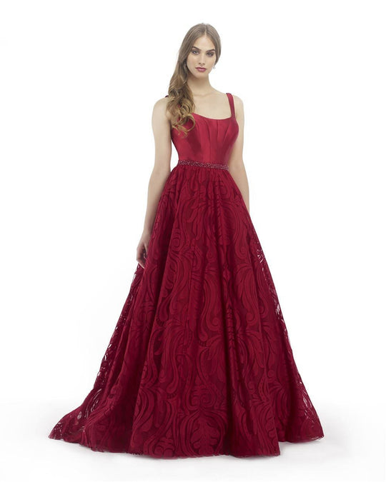 Morrell Maxie - 15798 Sleeveless Sculpted Bodice Lace Ballgown in Red