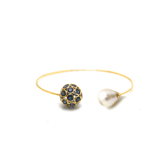 Blue Sapphire & Pearl Bangle in 18k Yellow Gold