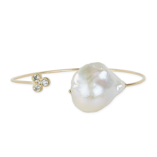 Elizabeth Buenaventura -  Nirvana Pearl Cuff