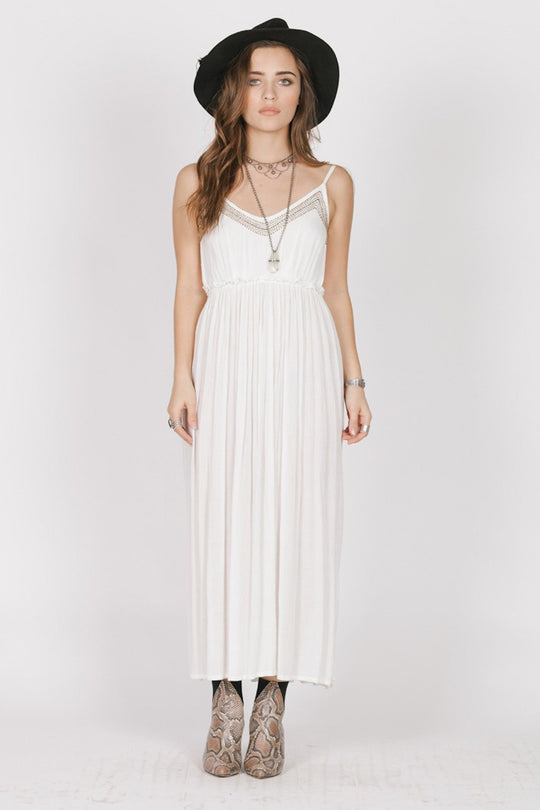 SUMMER ROMANCE MAXI DRESS