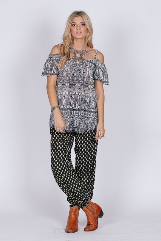 BLACK DAHLIA SHOULDER DRESS