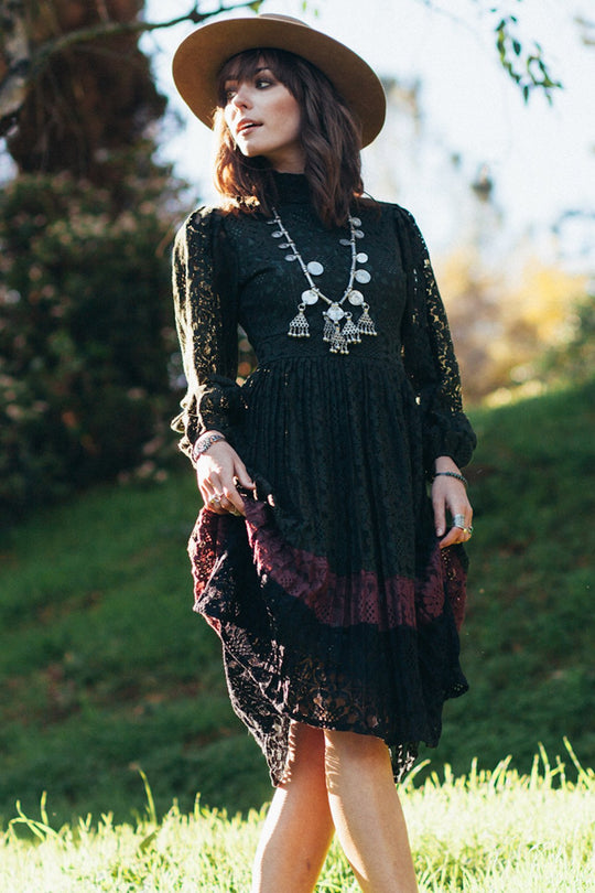 LEXINGTON LACE DRESS