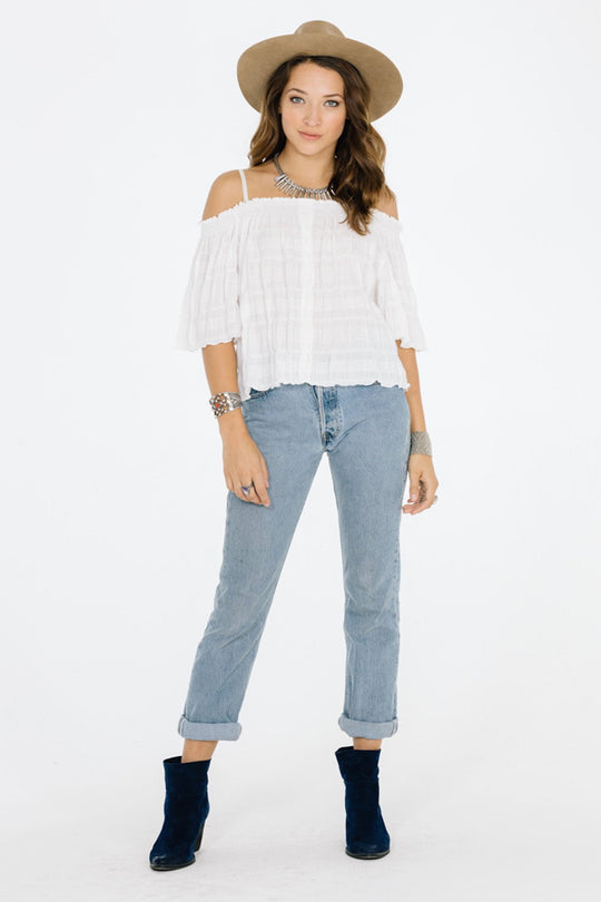 SWIFT COLD SHOULDER TOP