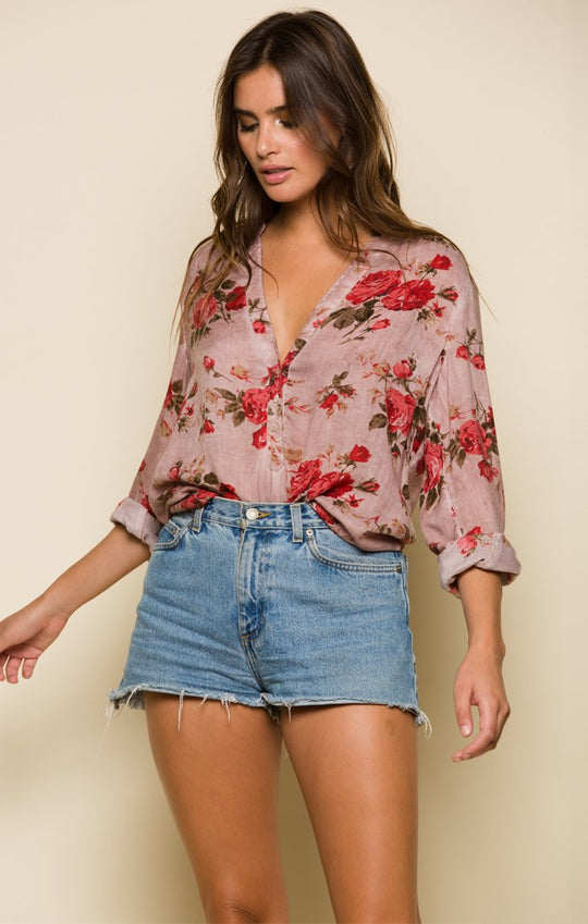 BLOOMING LOVE HENLEY BLOUSE