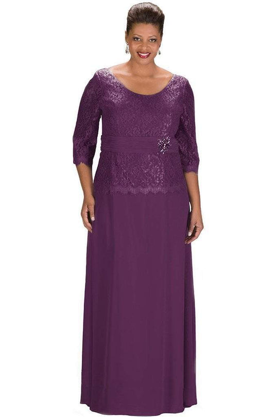 Timeless Lace Quarter Sleeve A-Line Gown SC4020