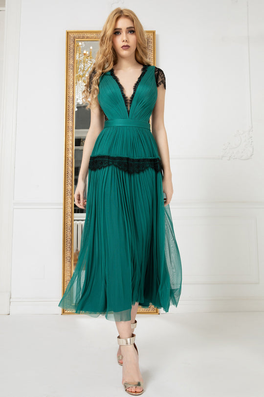 Cristallini - SKA980 Plunging V Neck Plisse Tulle and Lace  Dress In Green and Black