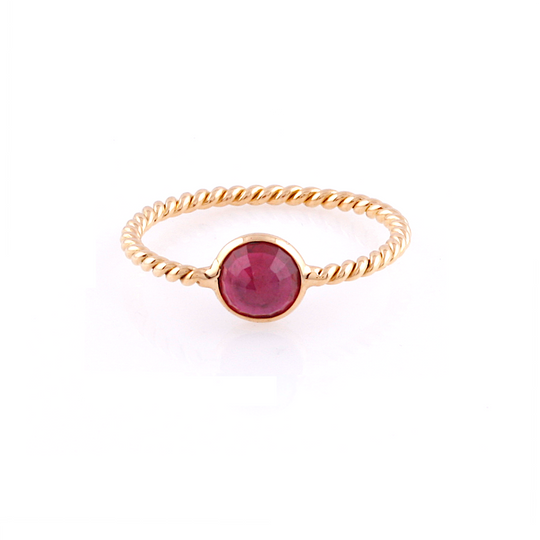 Tresor Collection - Ruby Round Rose-Cut Ring in 18K Yellow Gold