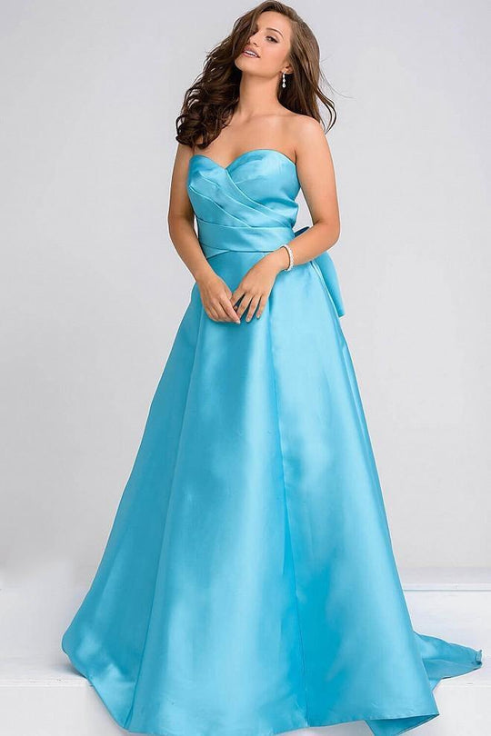 Sweetheart Neck Layered Bust Evening Dress JVN94279