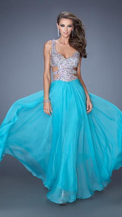 La Femme - Prom Dress 19658 in Green