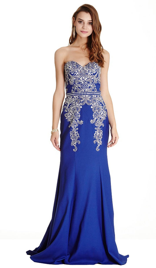 Queenly Embellished Sweetheart Evening Dress