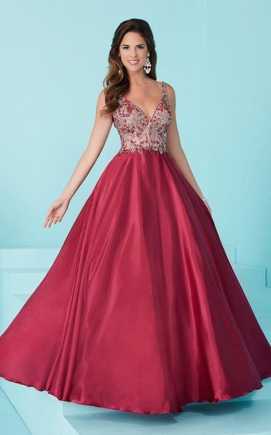 Tiffany Homecoming - Attractive Sleeveless Evening Gown with Luminous Accents 16208 In Red