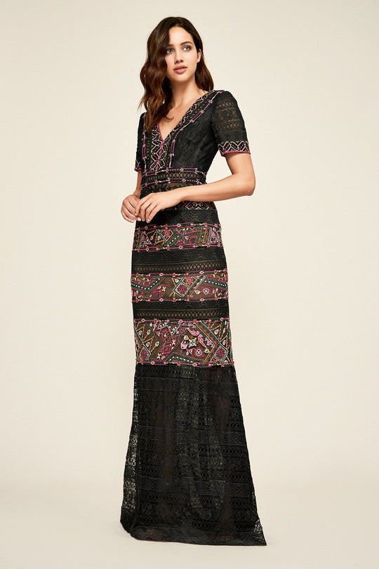 Tadashi Shoji - Embroidered Lace V-neck Sheath Dress In Black