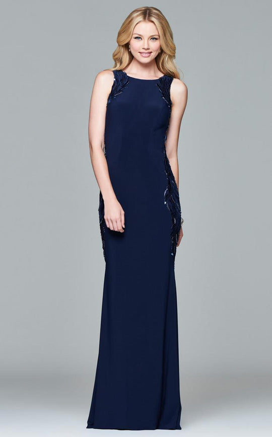 s8003 Long jersey dress with scoop neck and open back