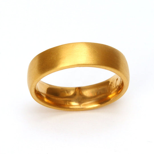 Brushed 22k Gold Comfort Fit Men's Wedding Band
