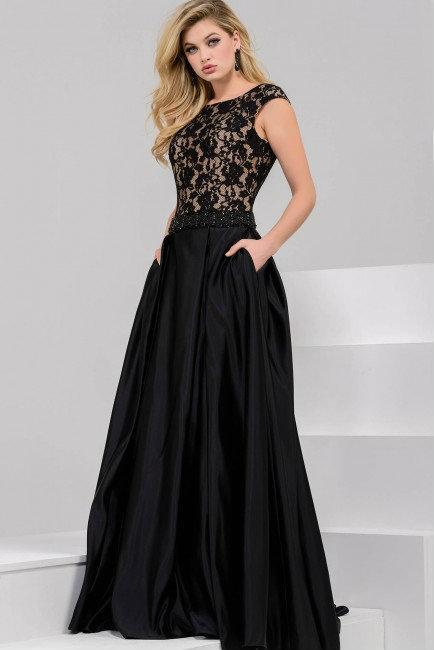 Stunning Evening Gown in Lace Bodice 36571