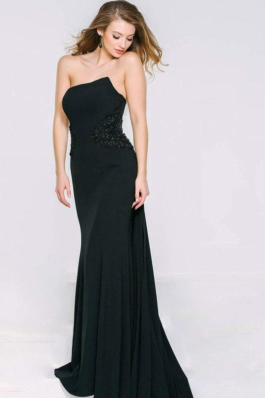 Artistically Strapless Asymmetrical Sheath Gown 36588