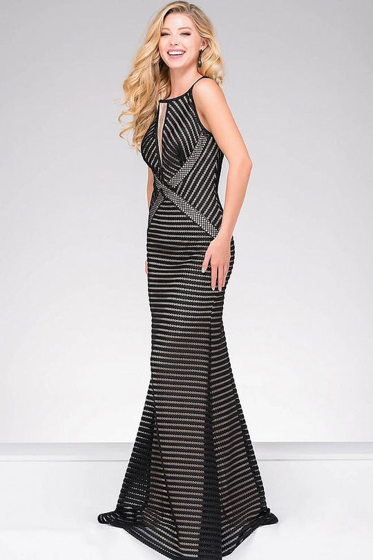 Embellished Sleeveless Fitted Dress JVN48710