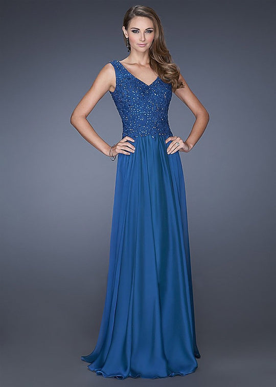 La Femme - 19385 Shimmering Beaded V-Neck Evening Dress In Blue