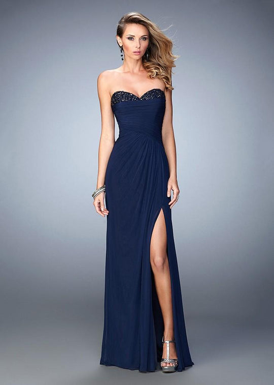 La Femme - 22002 Ruched Sweetheart Sheath Dress In Blue