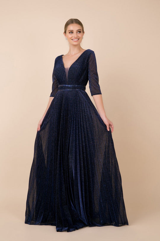 Nox Anabel - M530 Deep V-neck Pleated A-line Dress In Blue