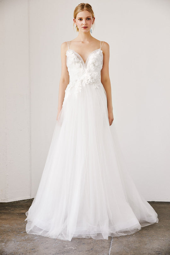 Tadashi Shoji - Conradina Tulle Applique Gown In White